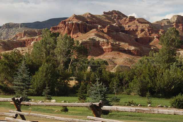 Highway 287 into Dubois from the east